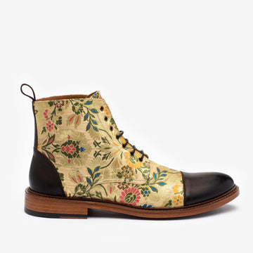 The Jack Boot in Palais