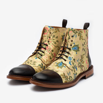 The Jack Boot in Palais